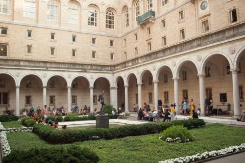 courtyard 