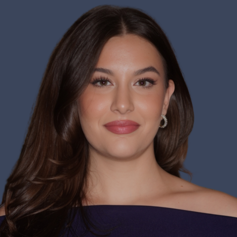 Nina Headshot